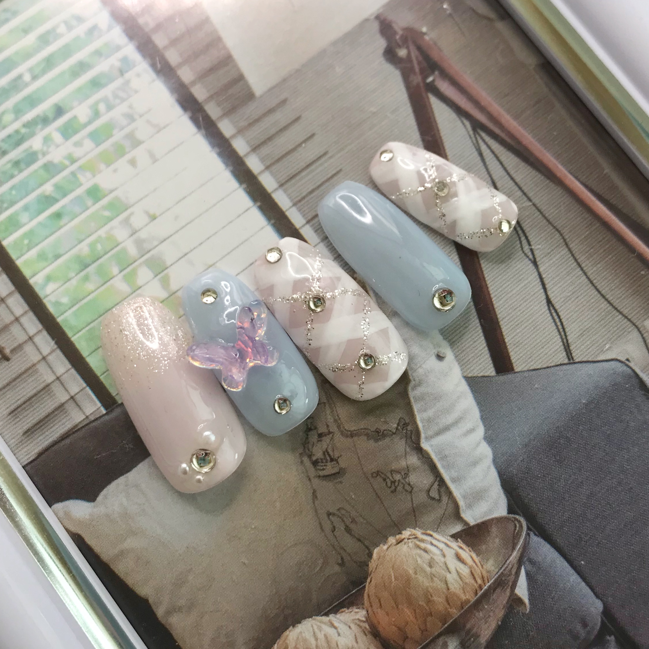 ピンク&ブルーネイル