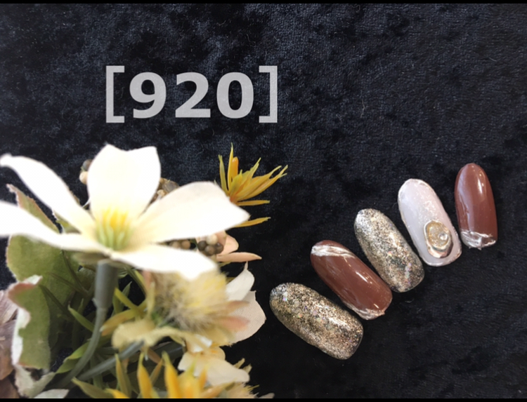 秋ラメネイル💅