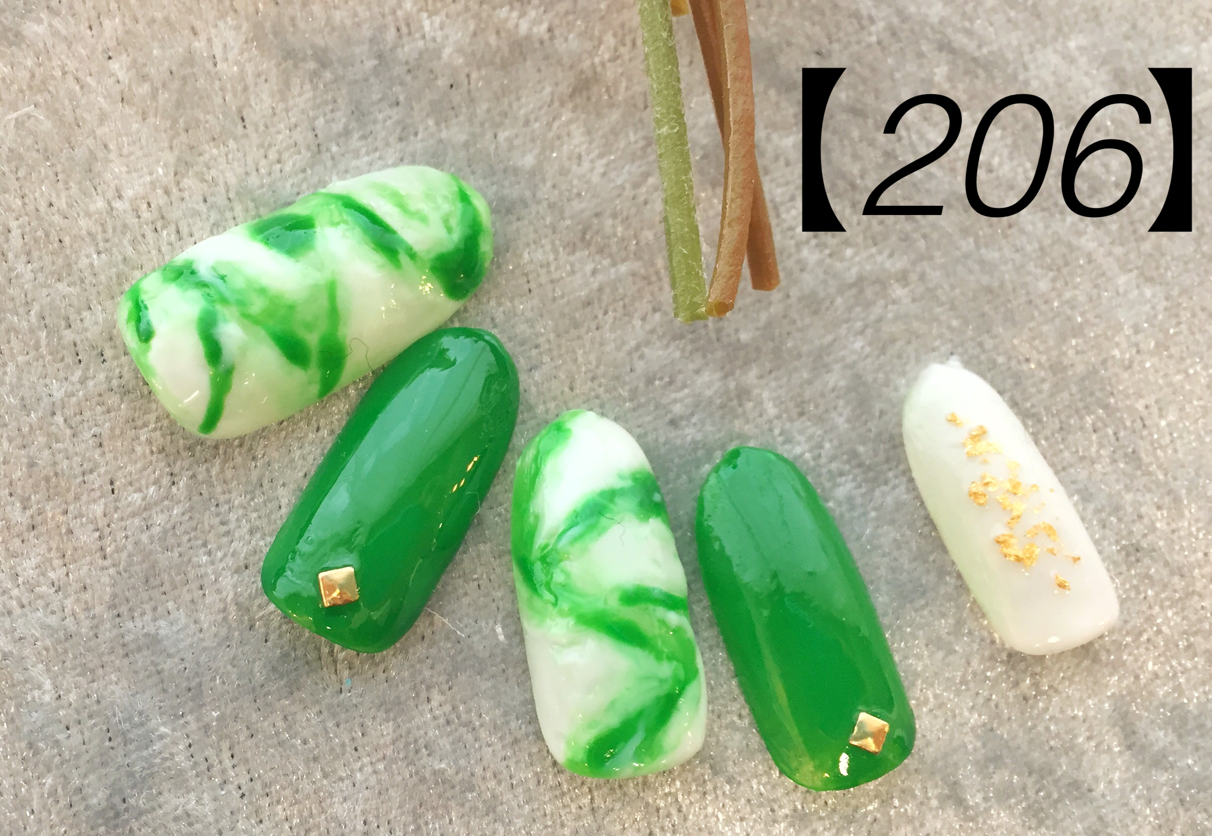 緑推し🌿新緑ネイル