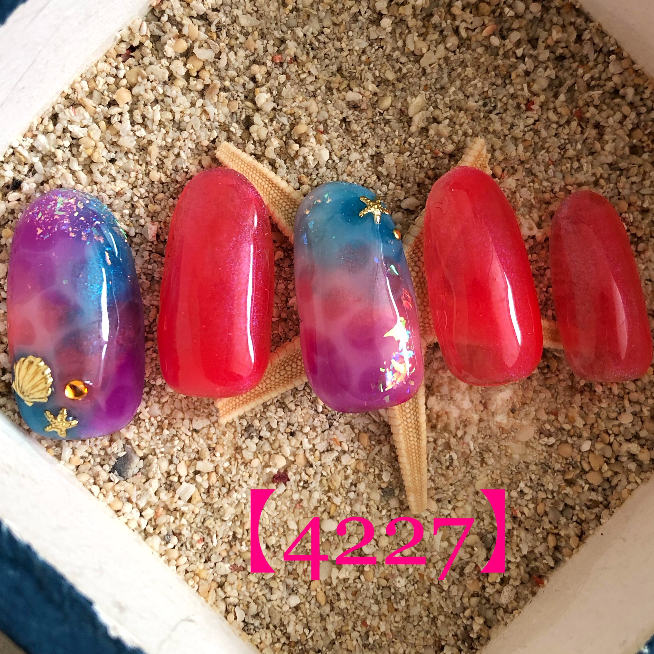 夏のニュアンスネイル