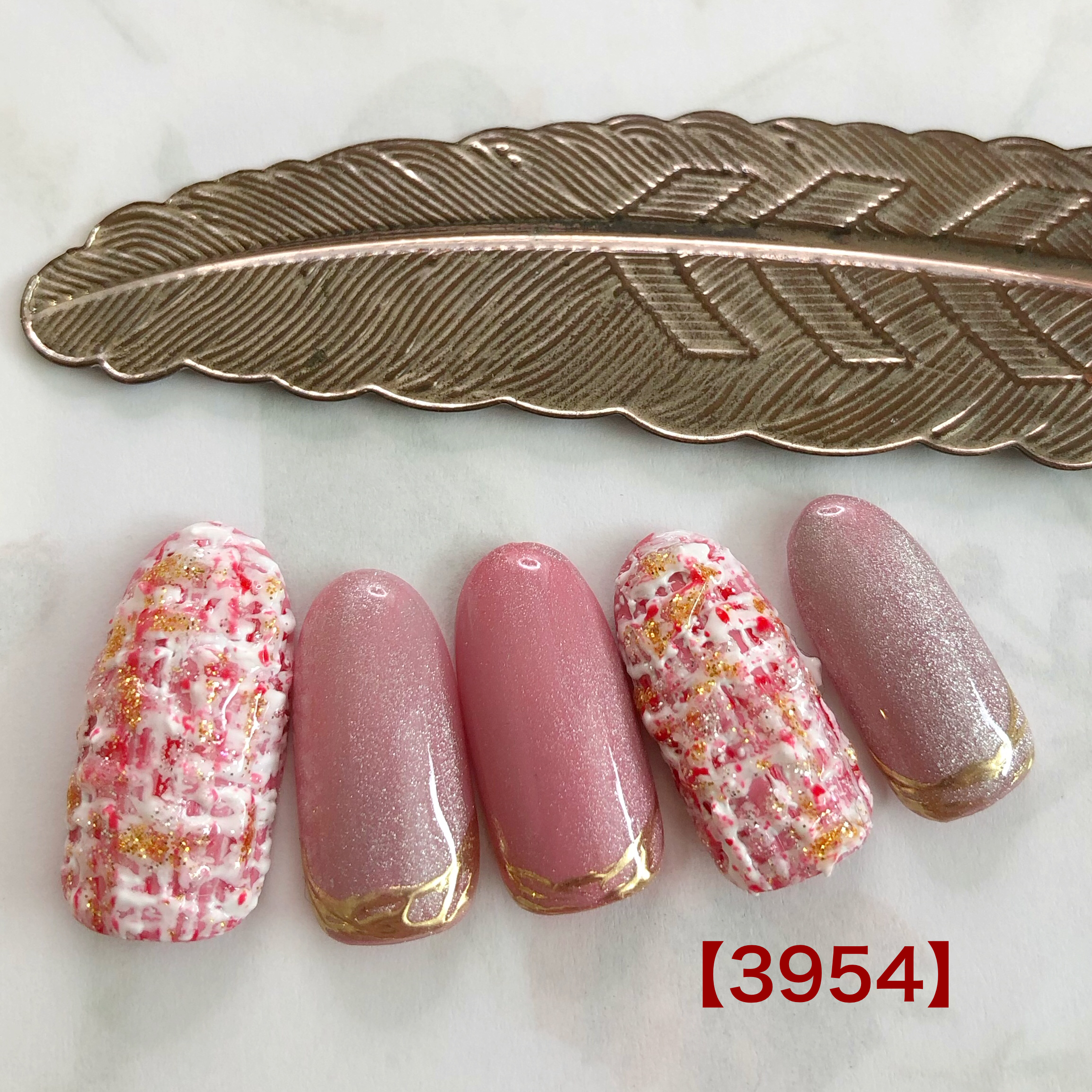 ピンクツイードネイル