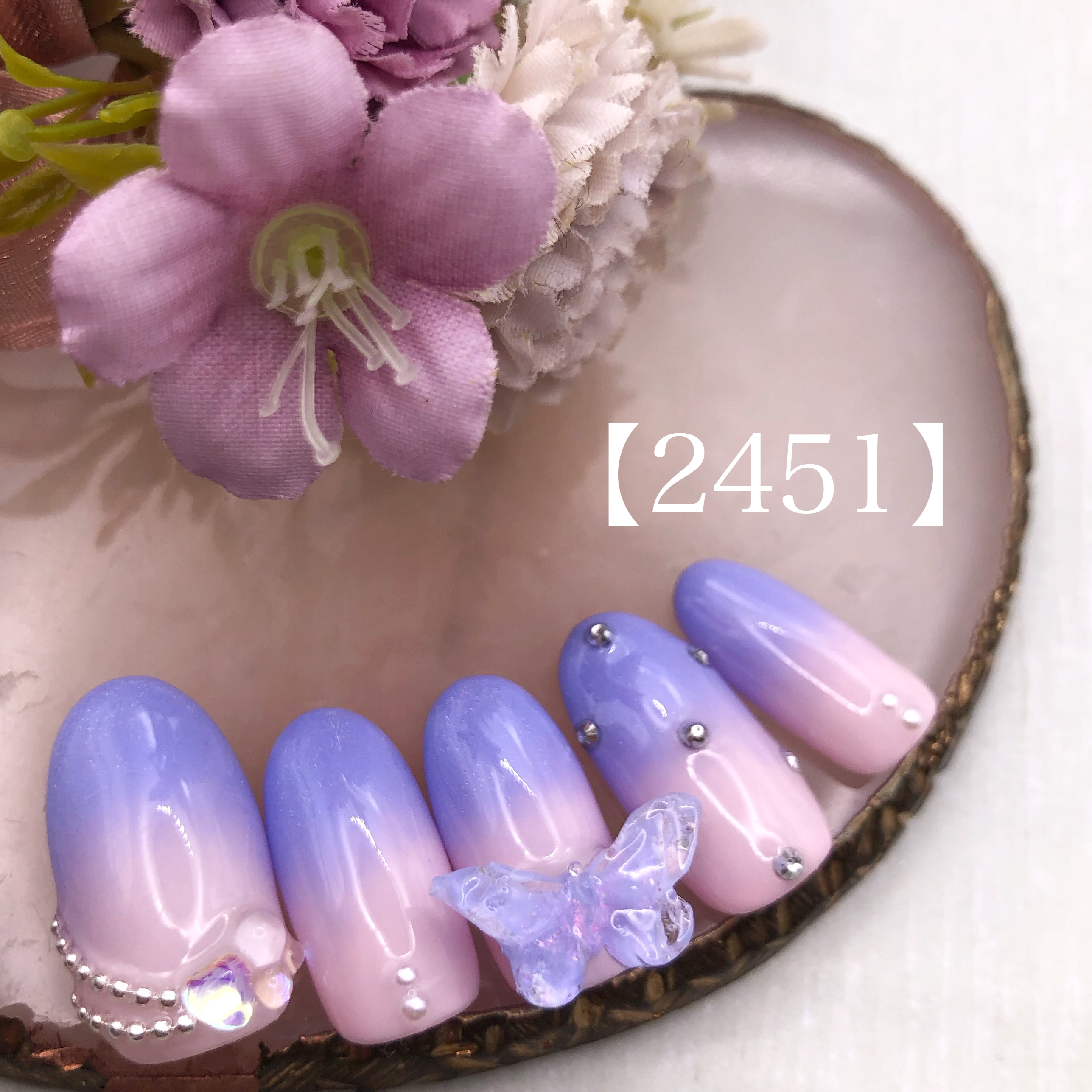 蝶々グラデーションネイル