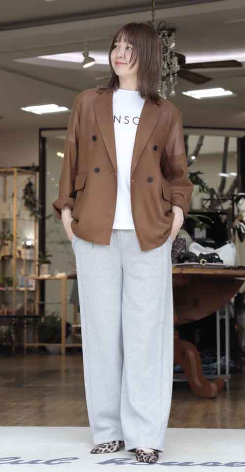 またまた新しいブランドの入荷です！人気のスエットパンツ入荷