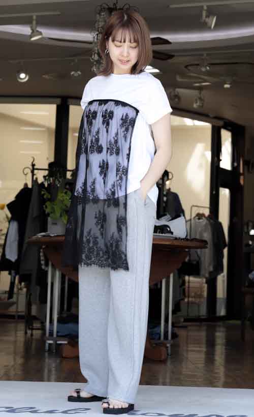 人気の脇に縫い替えラインパンツ　#viewlから