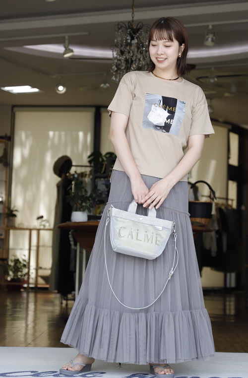 #好服美人　新着です　メタリックメッシュのトートバッグにポーチとショルダーストラップ付き