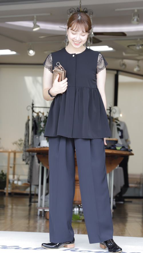 #好服美人　20250825　ベスト兼用ペプラムブラウスとふっくらシアー袖のブラウス入荷