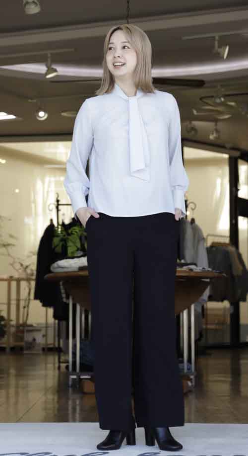 決戦は水曜日　#KOKIAお祝いハレの日にいいボータイブラウス