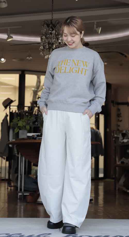 楽ちんなのに腰高見えのゆるシルエットパンツ３カラー入荷