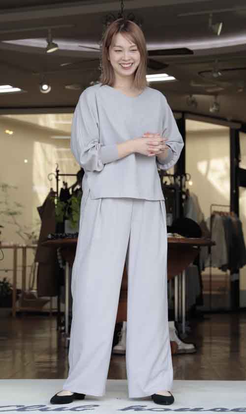 #MAYSON GREY ブラウスとパンツのセットアップスーツ