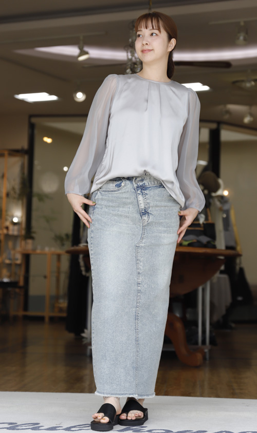 #好服美人　20250814　お盆休みのお出かけにいいシアー袖のブラウス