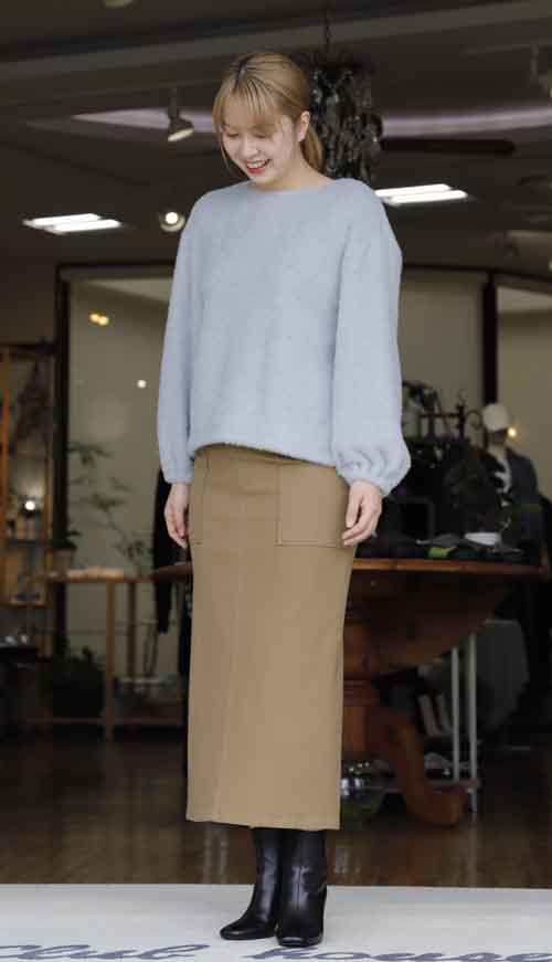 #好服美人　20250930　柔らかカットソーのベイカースカート　ふわふわプルオーバーと