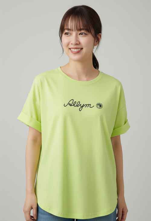 50%OFF　胸元にプリントのTee