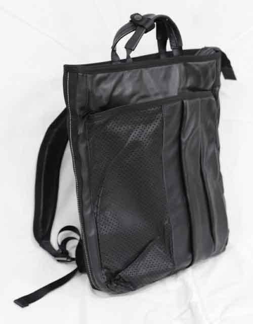 倉庫空っぽセール 冬の陣 秋の散策、旅行にいいリュックやサコッシュ