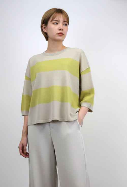 太いボーダーのシアーニット