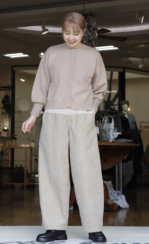 リバーシブルのカーディガン