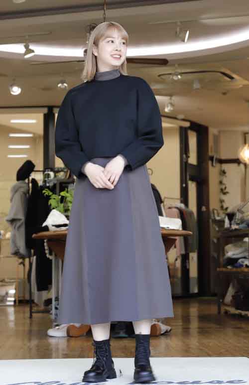 ハレの日成人の日 ショートスエットとカットソーワンピース