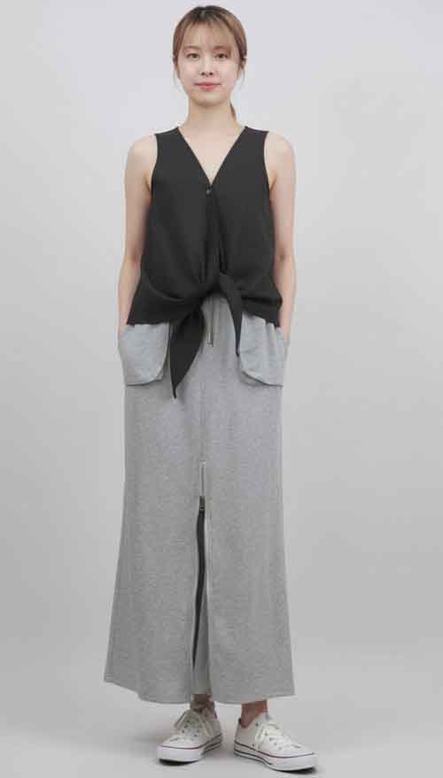 裾リボン結びもできるベストとスエットのスカート