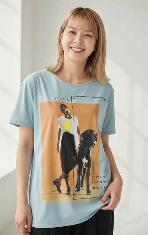 アートのようなイラストプリントのTee入荷です