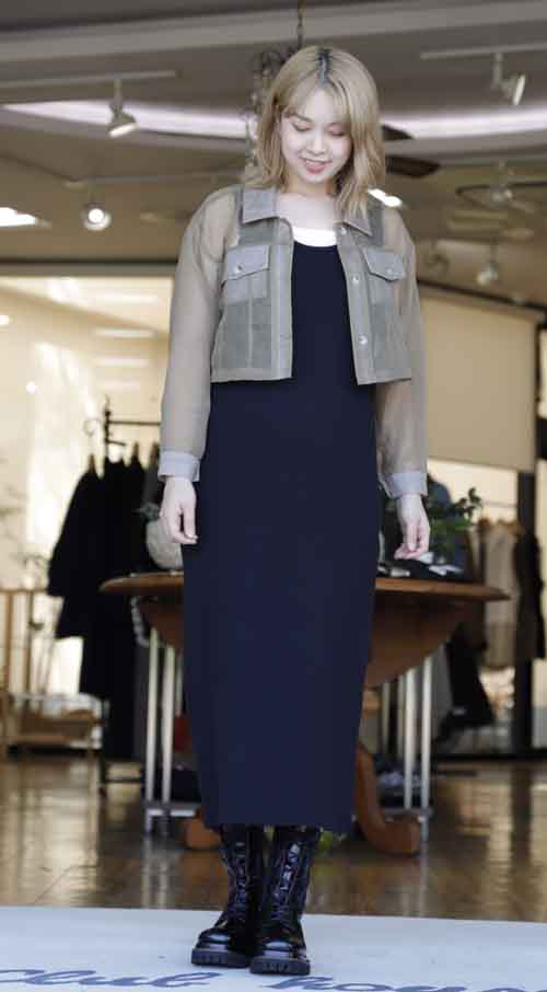 #好服美人　20251003　シアーのショートジャケット　ワンピースで　パンツで　コーデ