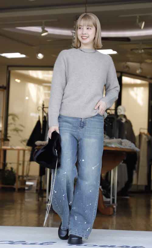 自分ご褒美セーター　ヤクとフォックス混紡のちょっと贅沢ニット