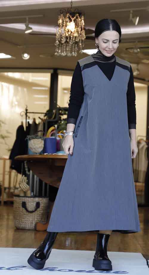 20251011 エコレザーコンビのブロックカラーワンピース　#好服美人 by NE-O Club