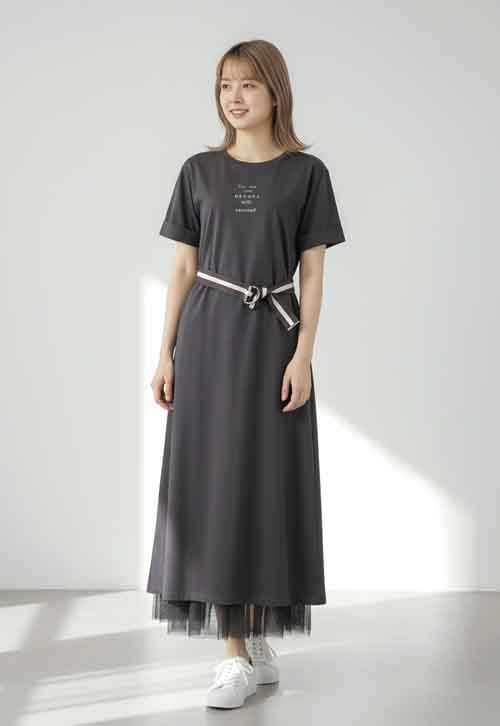 チュールのペチコート付きTシャツワンピース