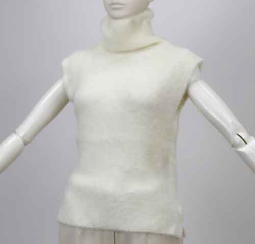 ミンクの肌触りミンキーモールのハイネックベスト