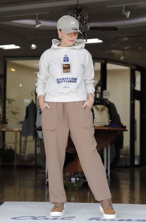 #好服美人　20250913　楽チンゆるりパンツ　ベイカーパンツと#SFIDEショートパーカ