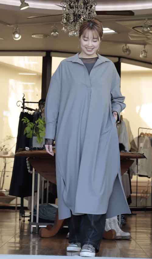 2wayのスキッパーワンピースでオンもオフも