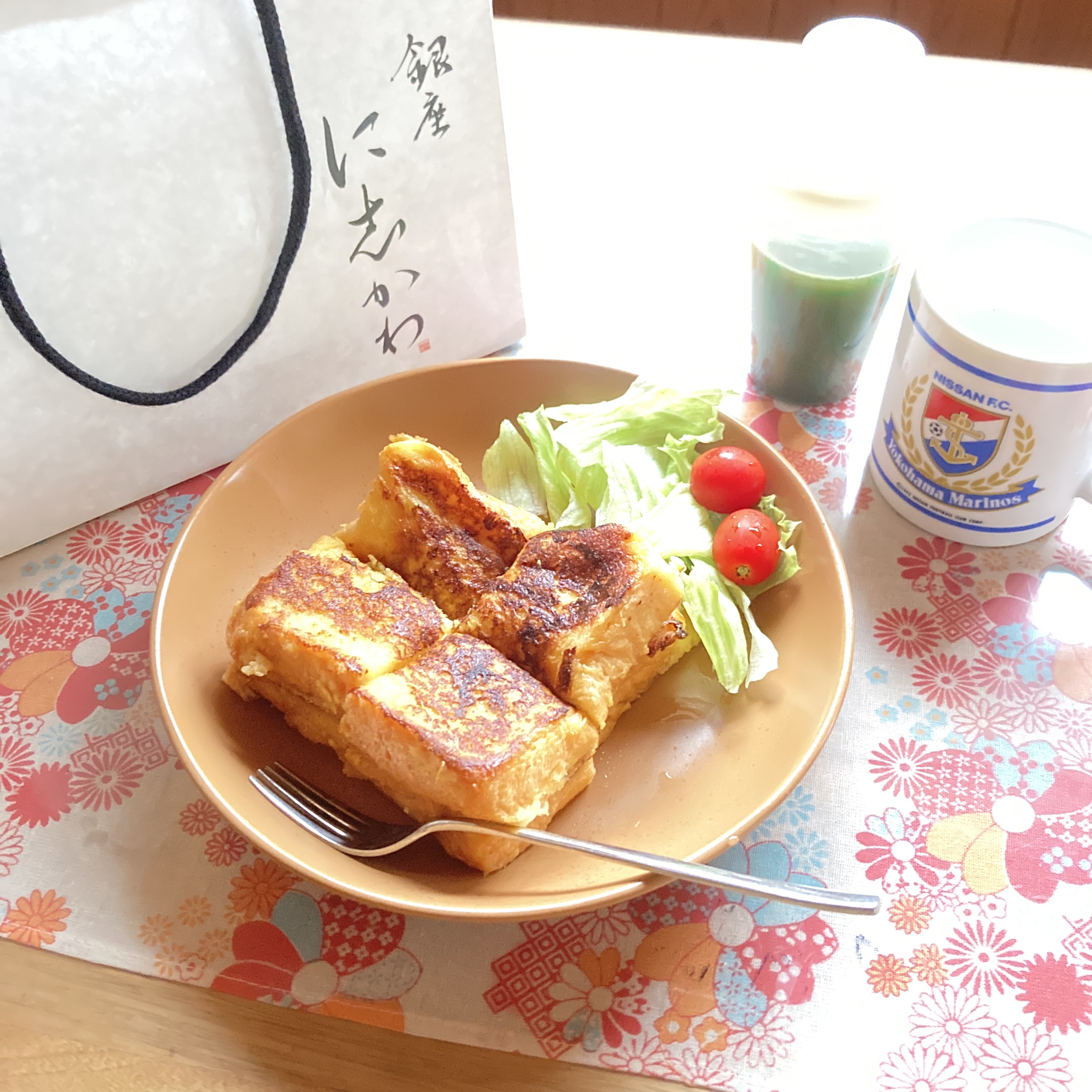 ふわふわの高級食パン《お高いパンはどーやって食べても美味しい》