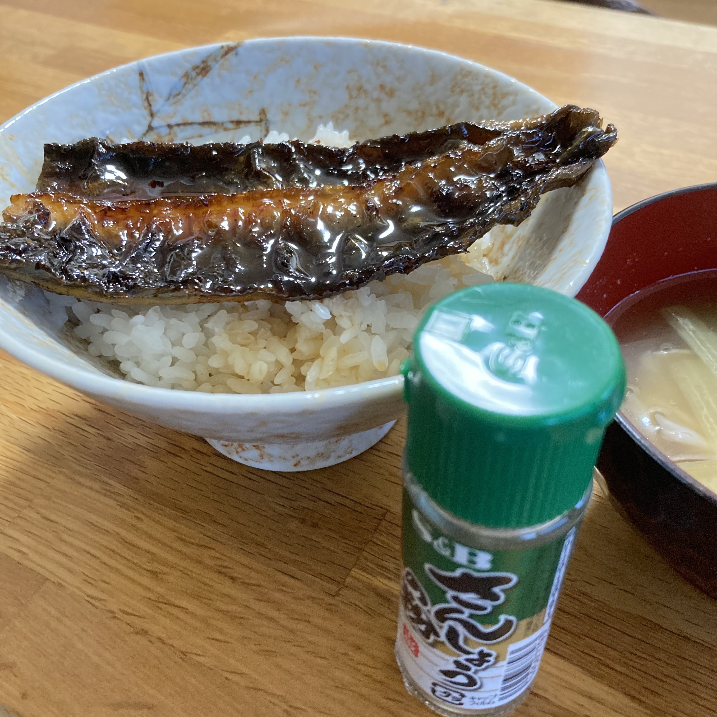 昔はそれほど好きではなかった《大人の味というより年寄りの食べ物のイメージで、あっ！うなぎの方ね》