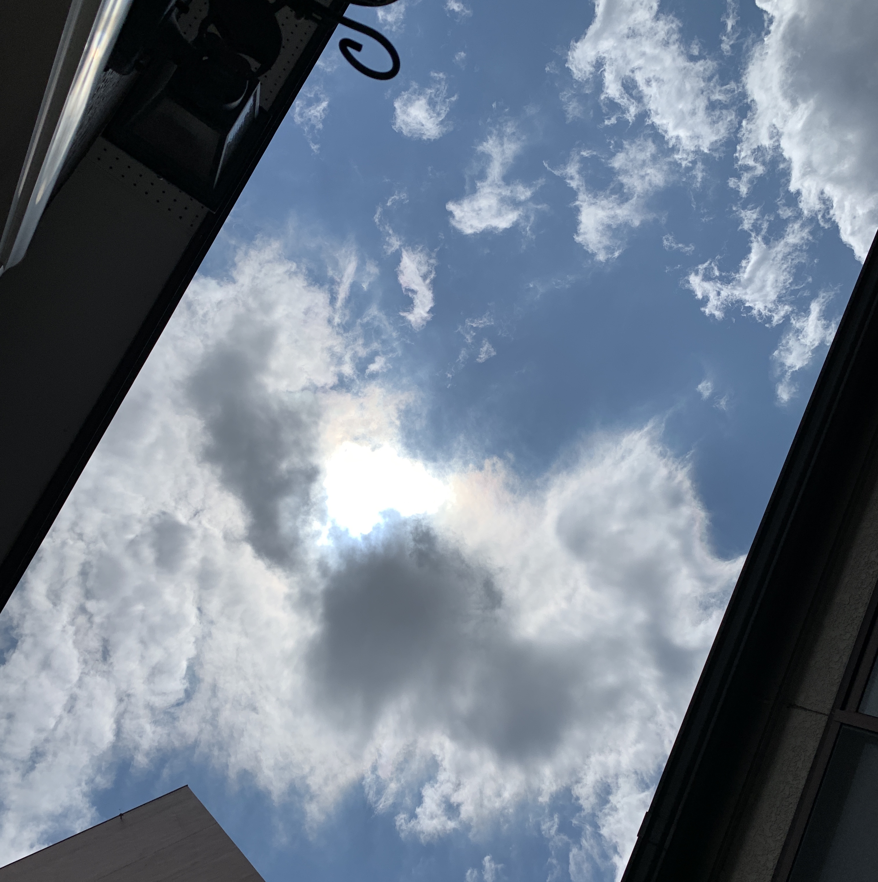 旅のはじまりはラジオ。