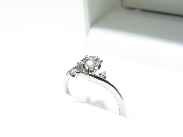婚約指輪は結婚後でも遅くありません！