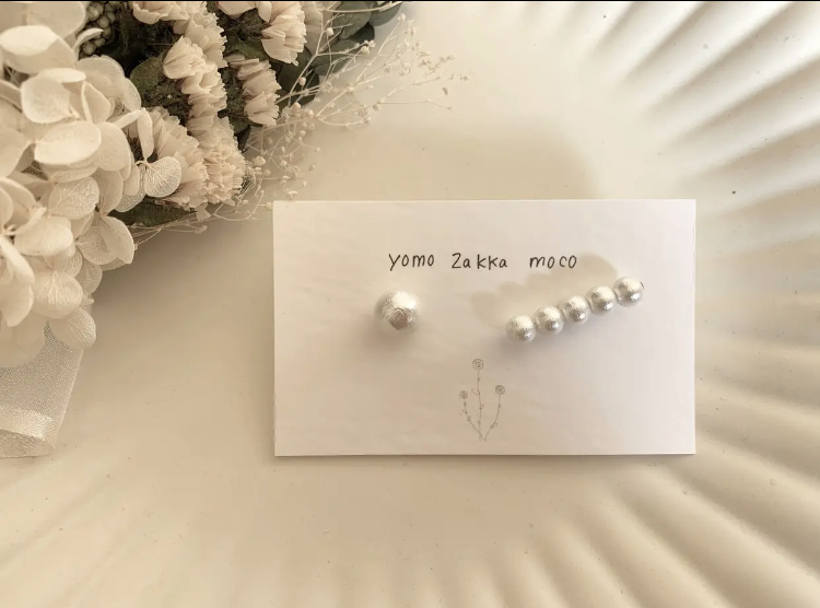 ４連・５連のピアス/イヤリング