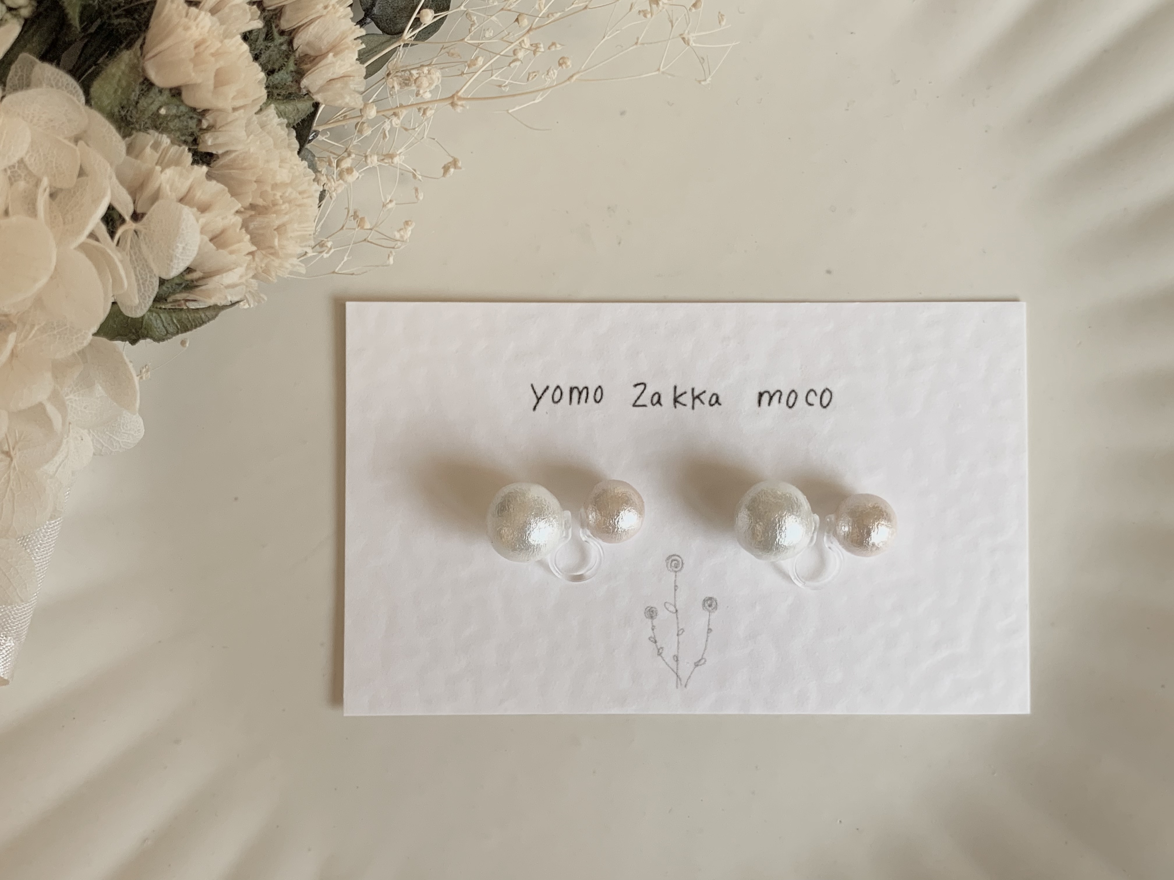 ダブルパールのイヤリング、追加しました。