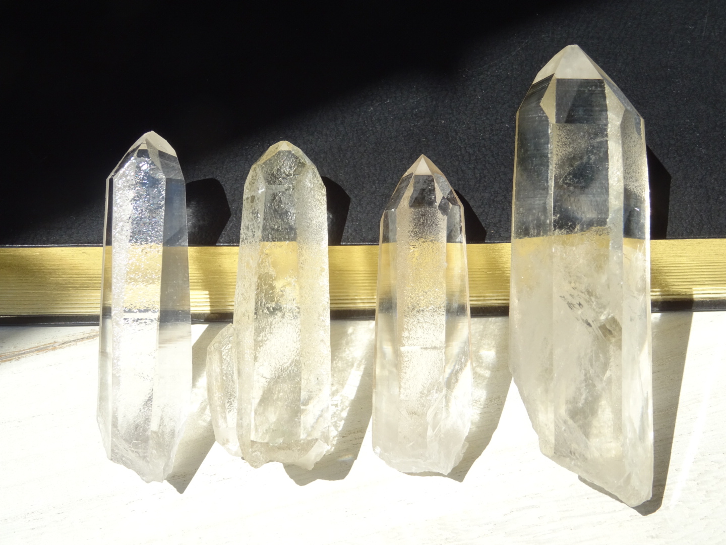 新しい時代のクリスタル、Vision Quartz.