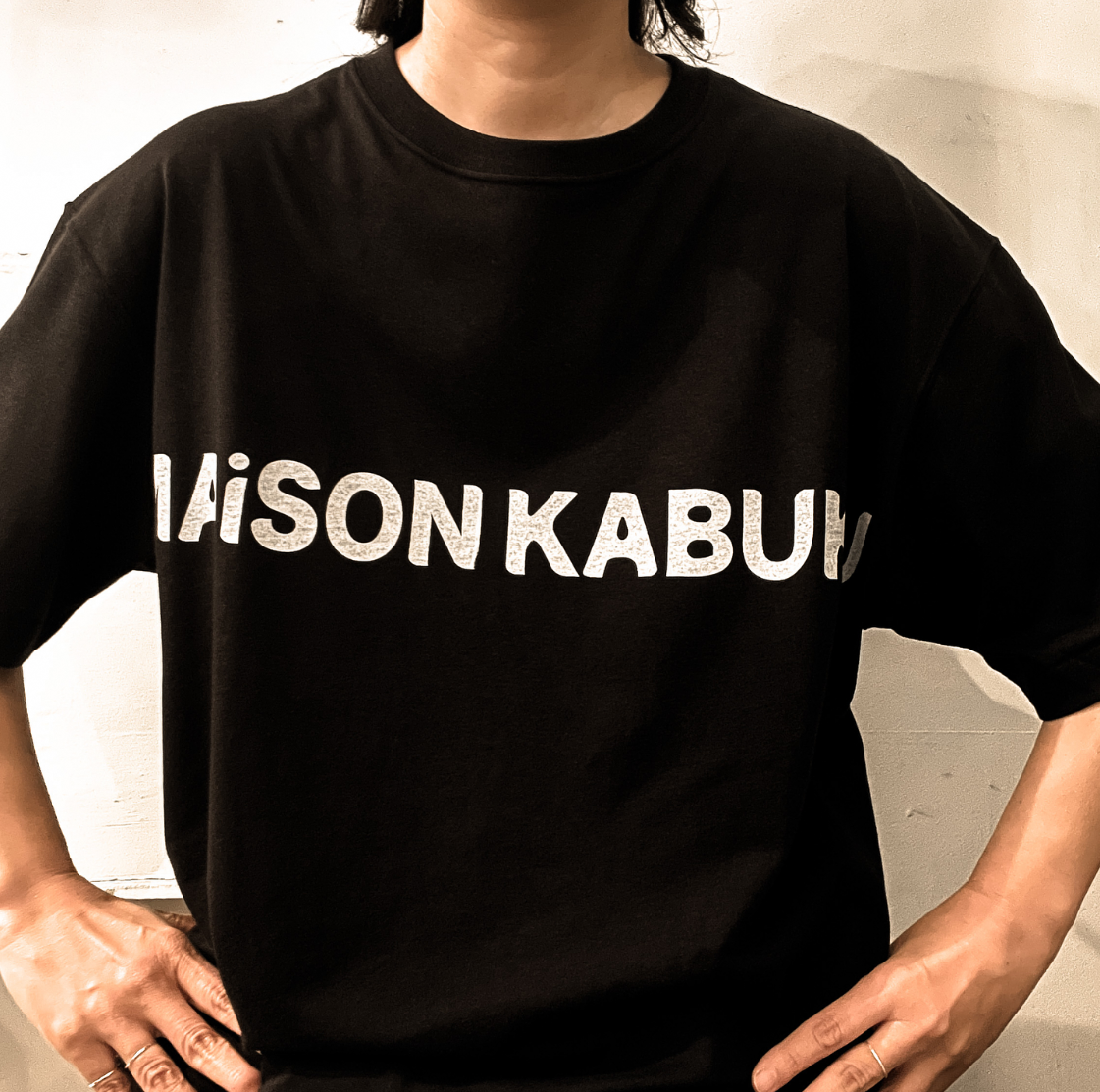 MAiSON Tee