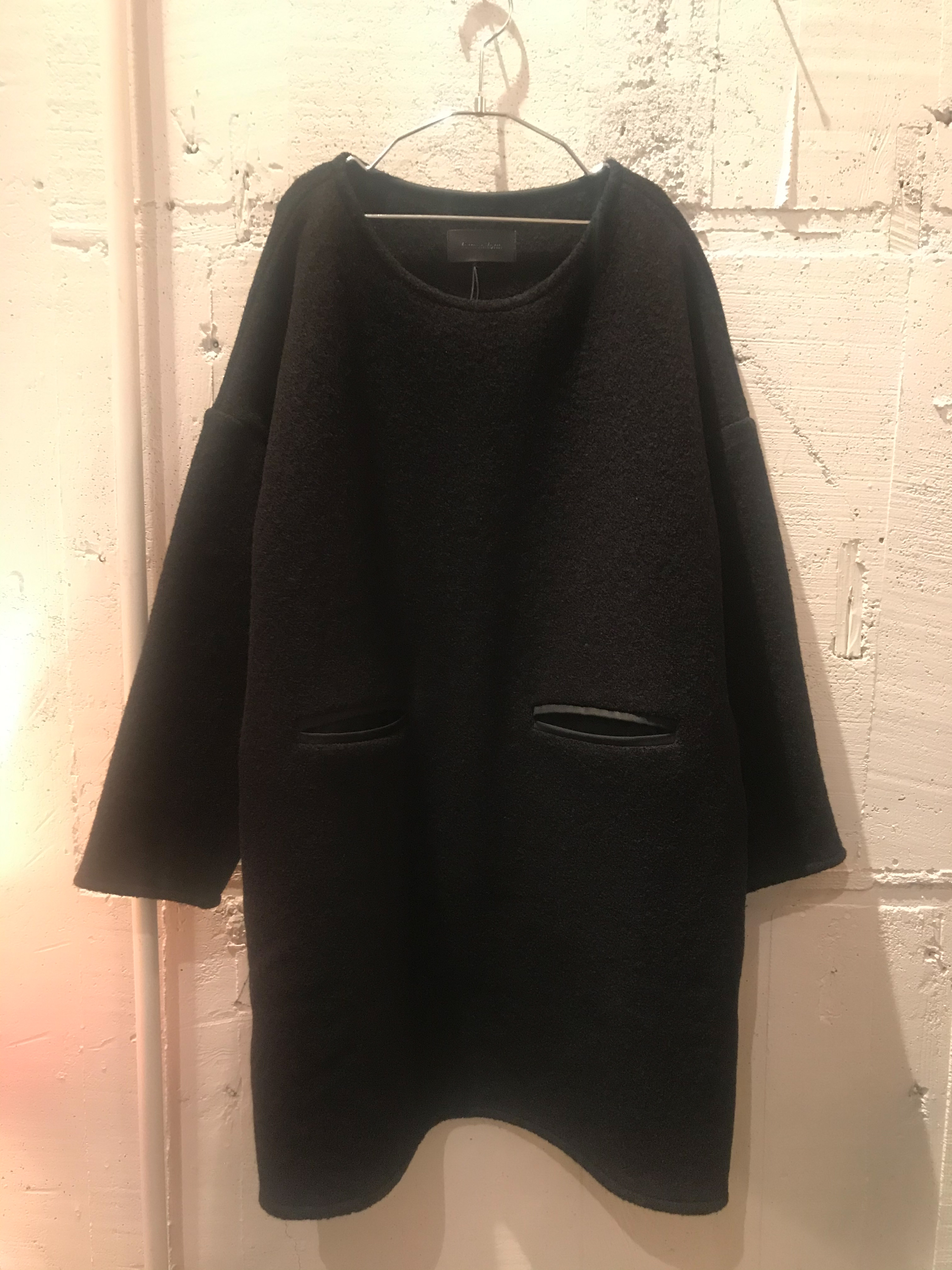 formuniform / クルーネックチュニック