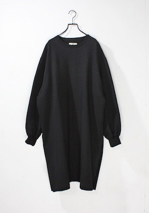 NON TOKYO / バックプリーツスエットワンピース