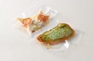 〚お召し上がり方〛サーモンの香草パン粉焼き～帆立貝のソテークラムチャウダーソース～