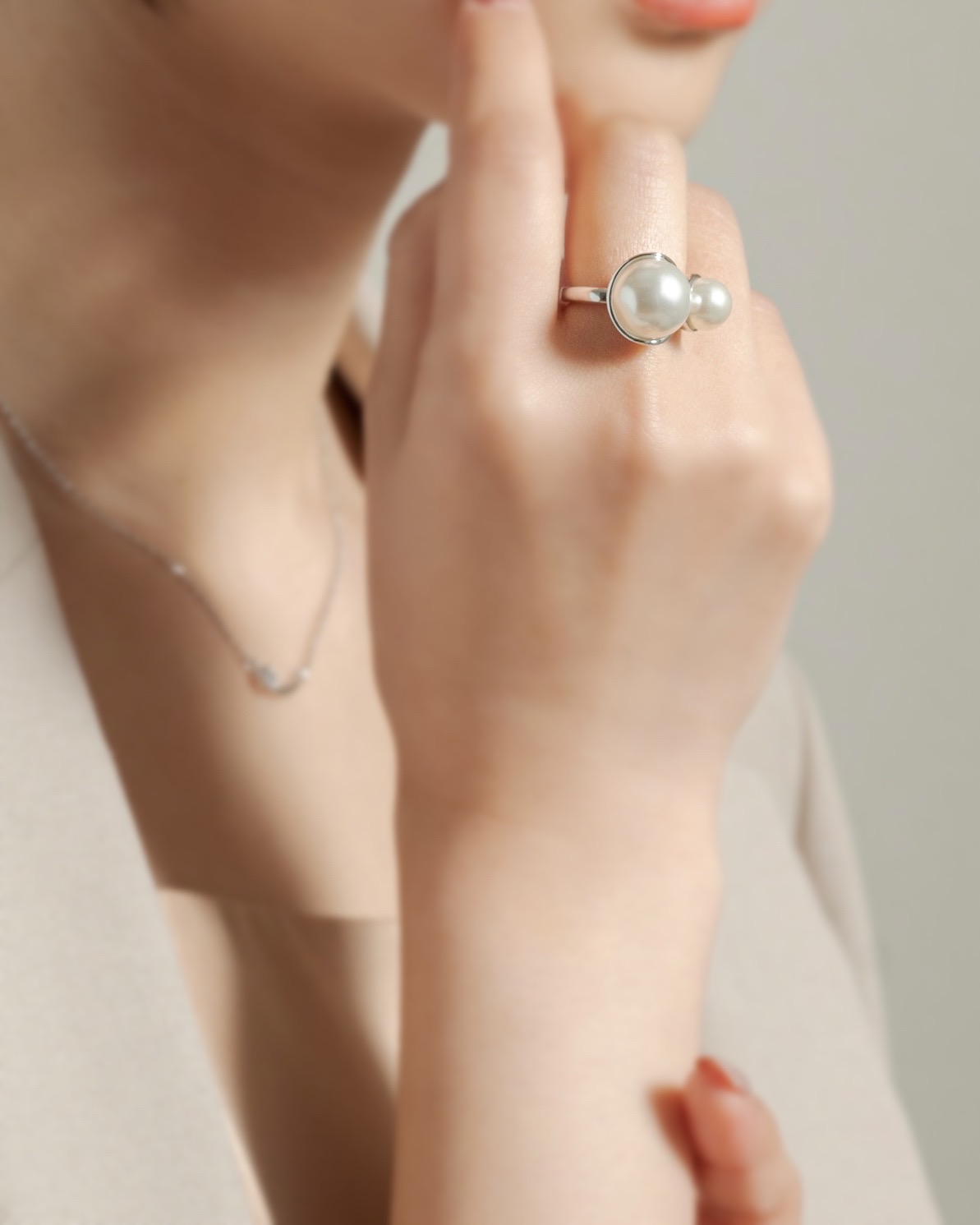 新着アイテムコーディネート　Double pearl free size ring