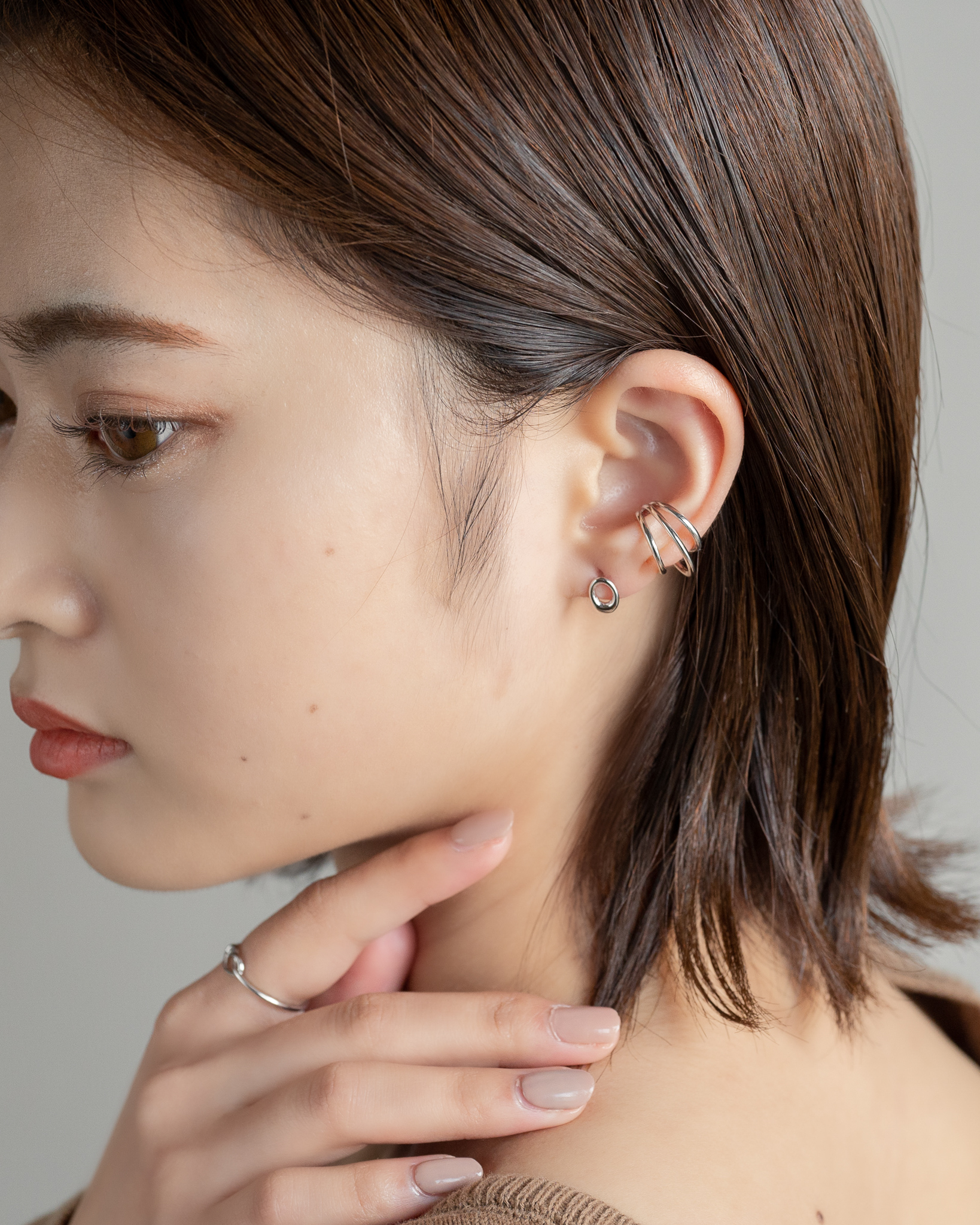 スタッフおすすめ！シンプル大人女子イヤーカフコーディネート