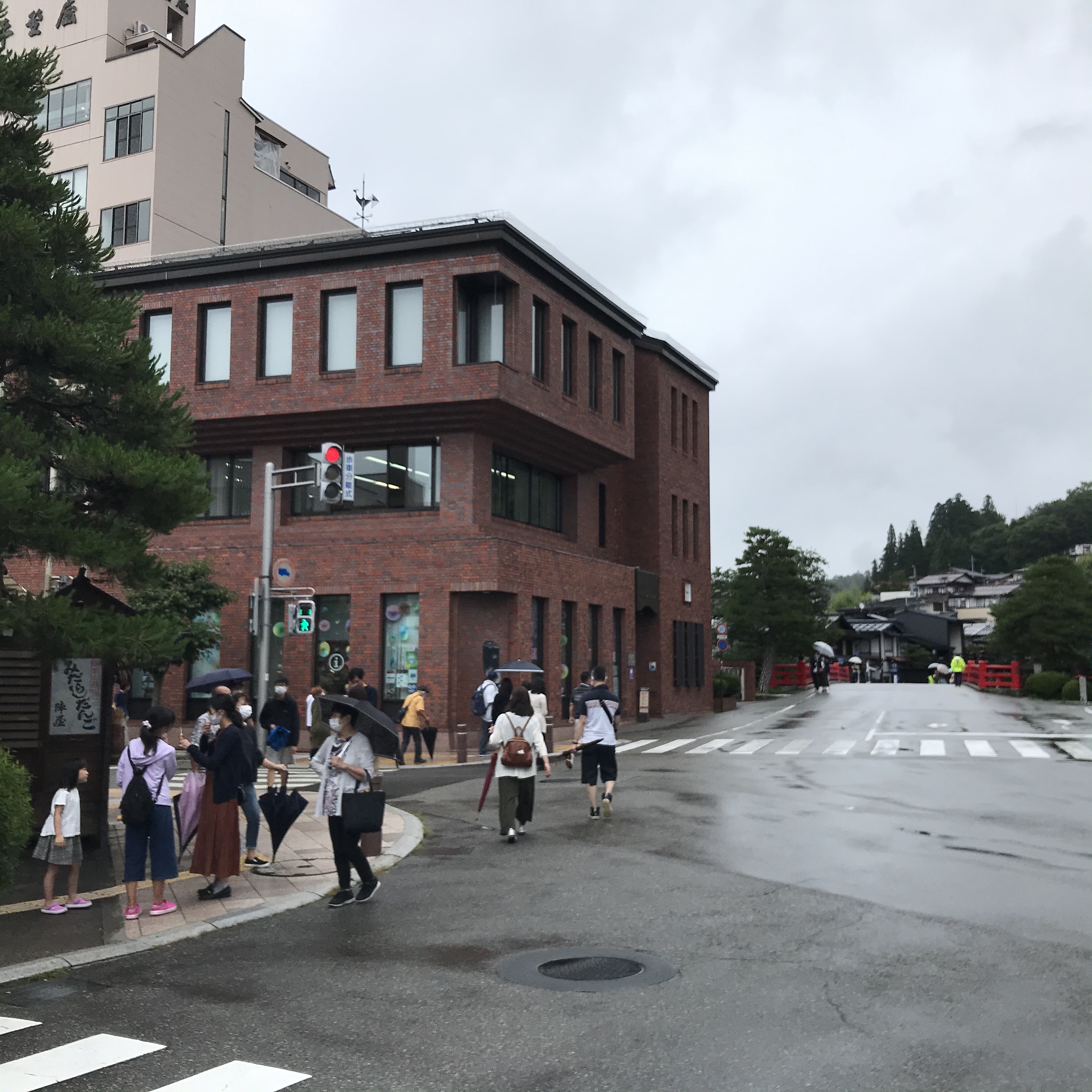 今日の高山市　4連休初日