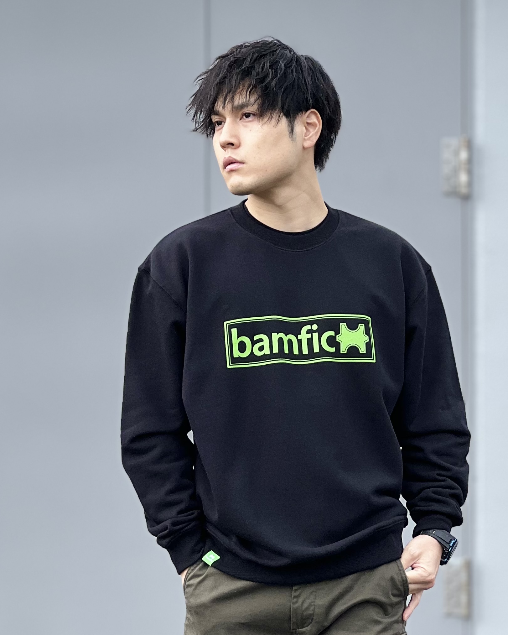 bamficクルーネックスウェットの販売！