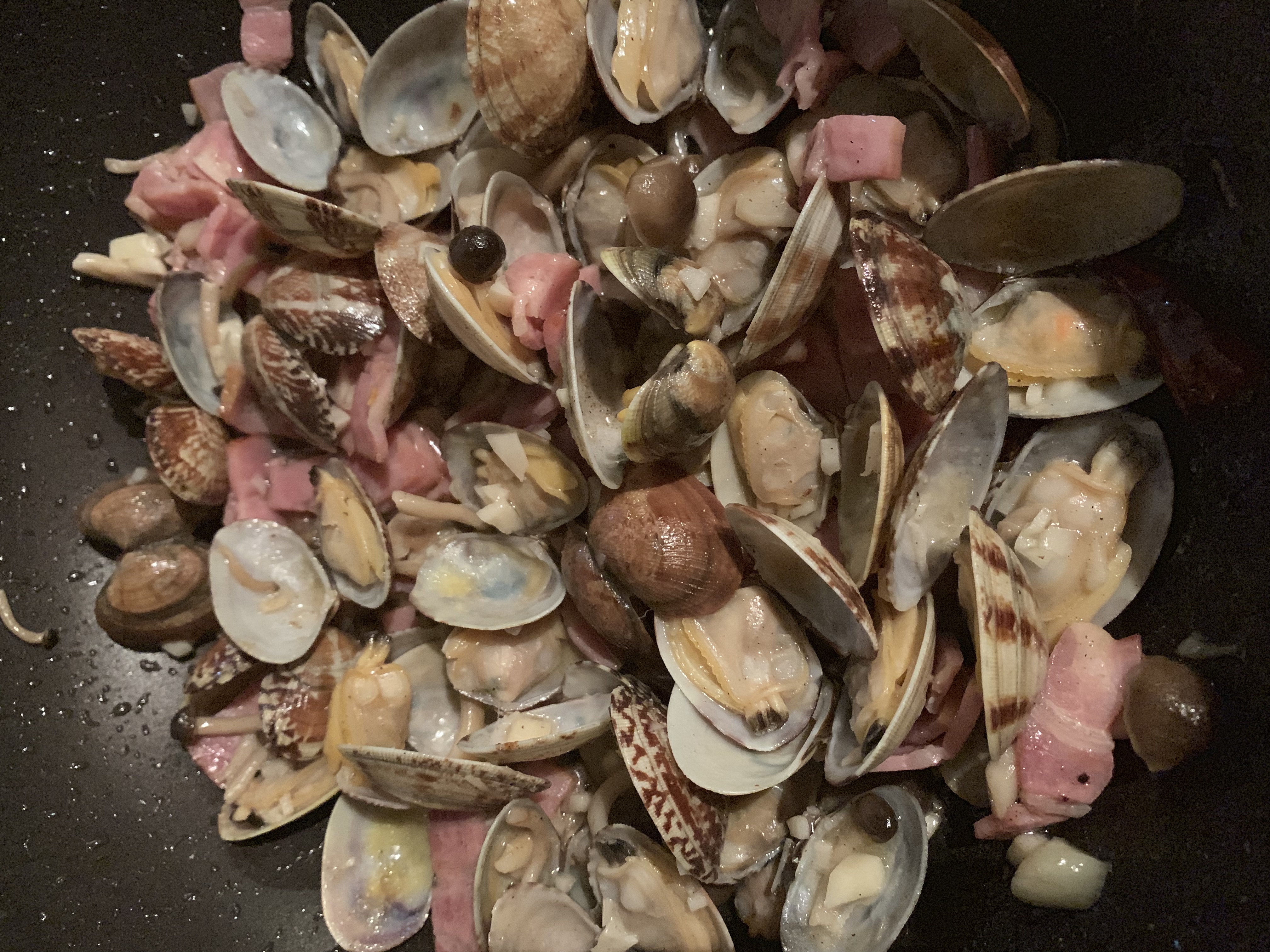 夜ご飯なにしよ、、