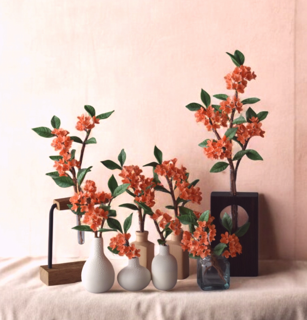 【金木犀】可愛らしいオレンジ色の小さな花