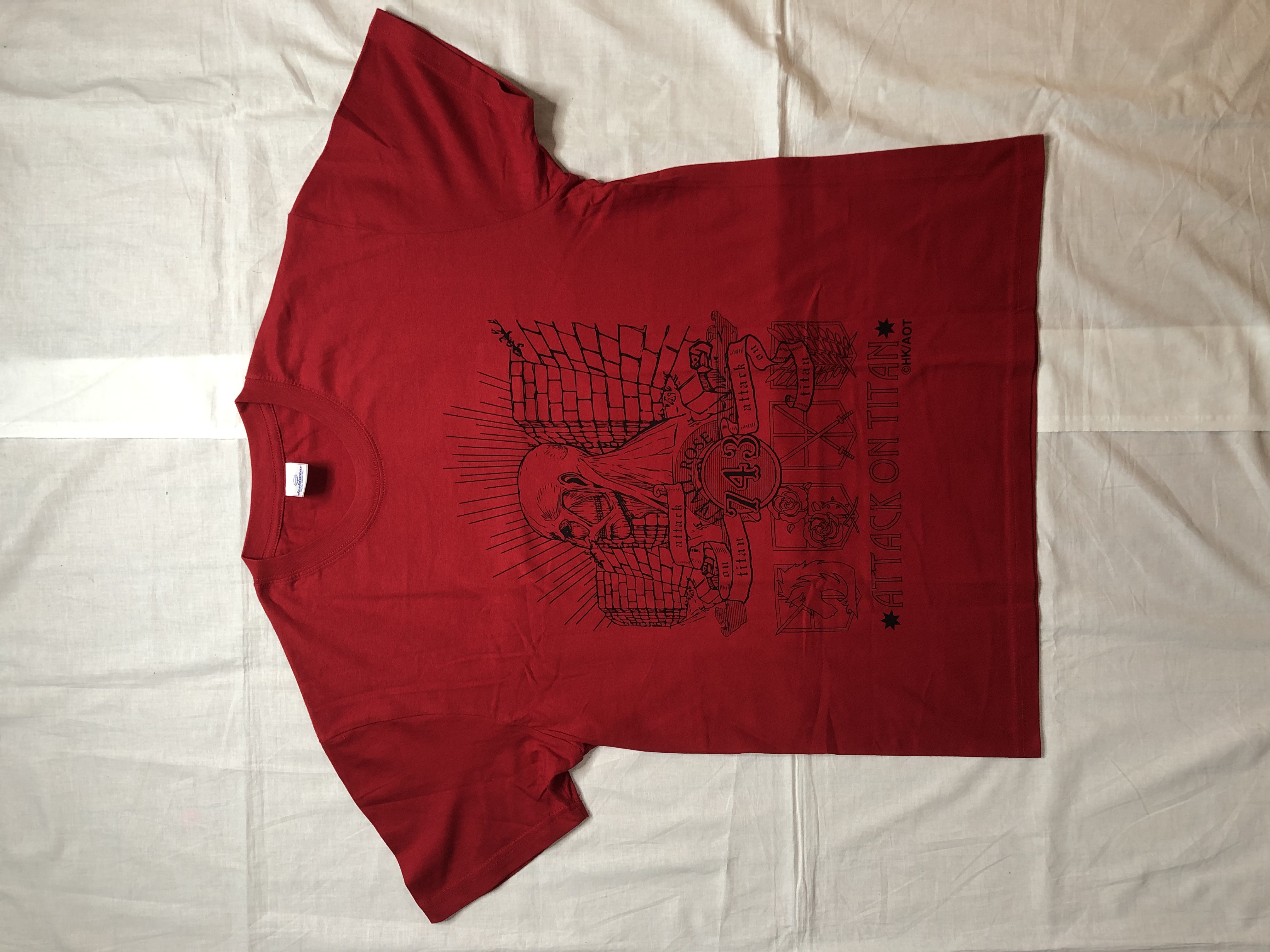 進撃の巨人Tシャツ！