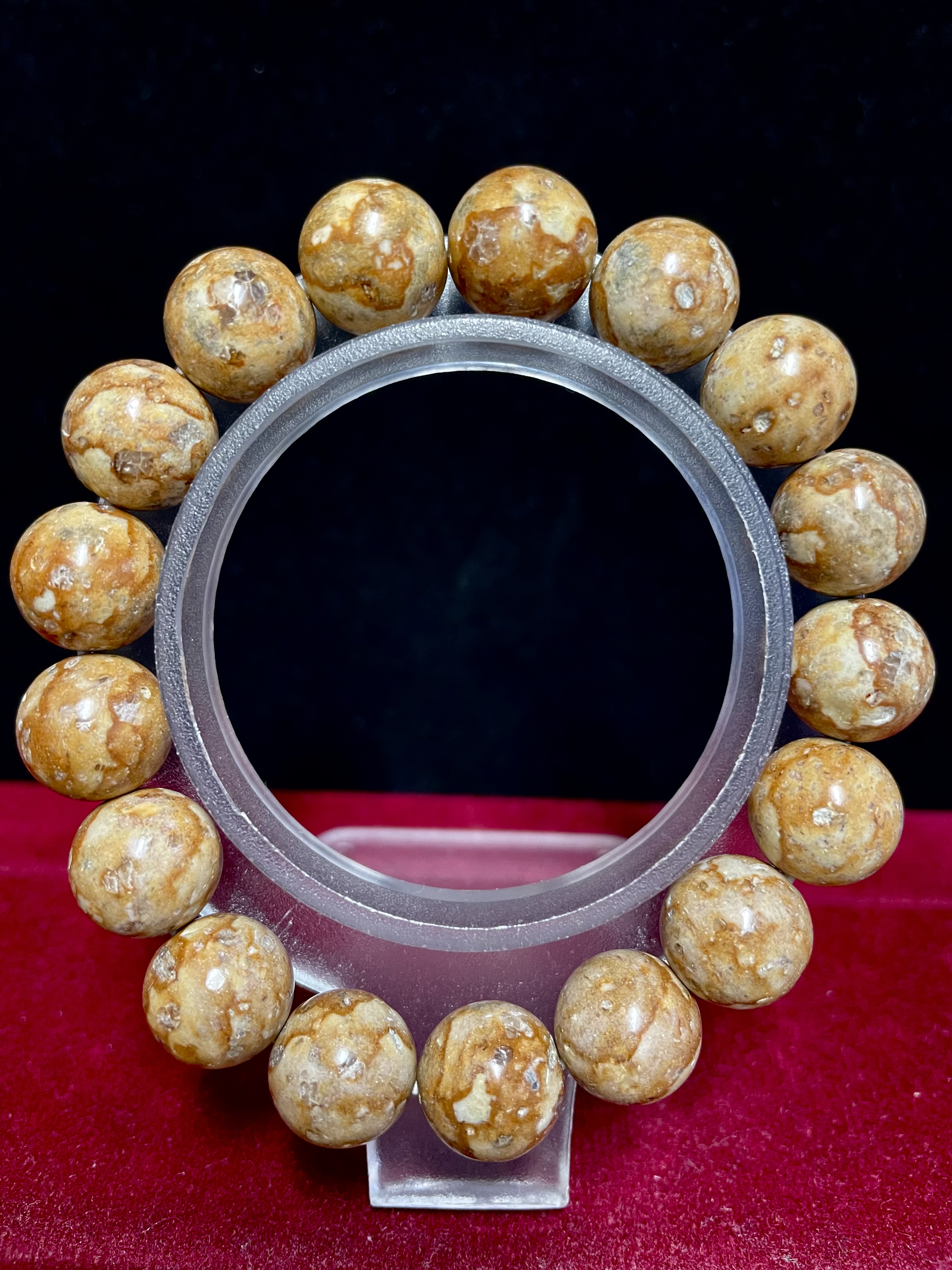 「姫川薬石」アクセサリー(ブレスレット&勾玉)