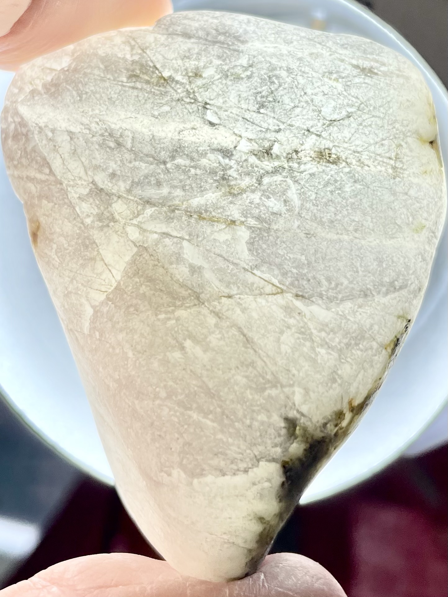 日本人の「心」に寄り添う御守り!深い変容と変革「糸魚川石英」原石