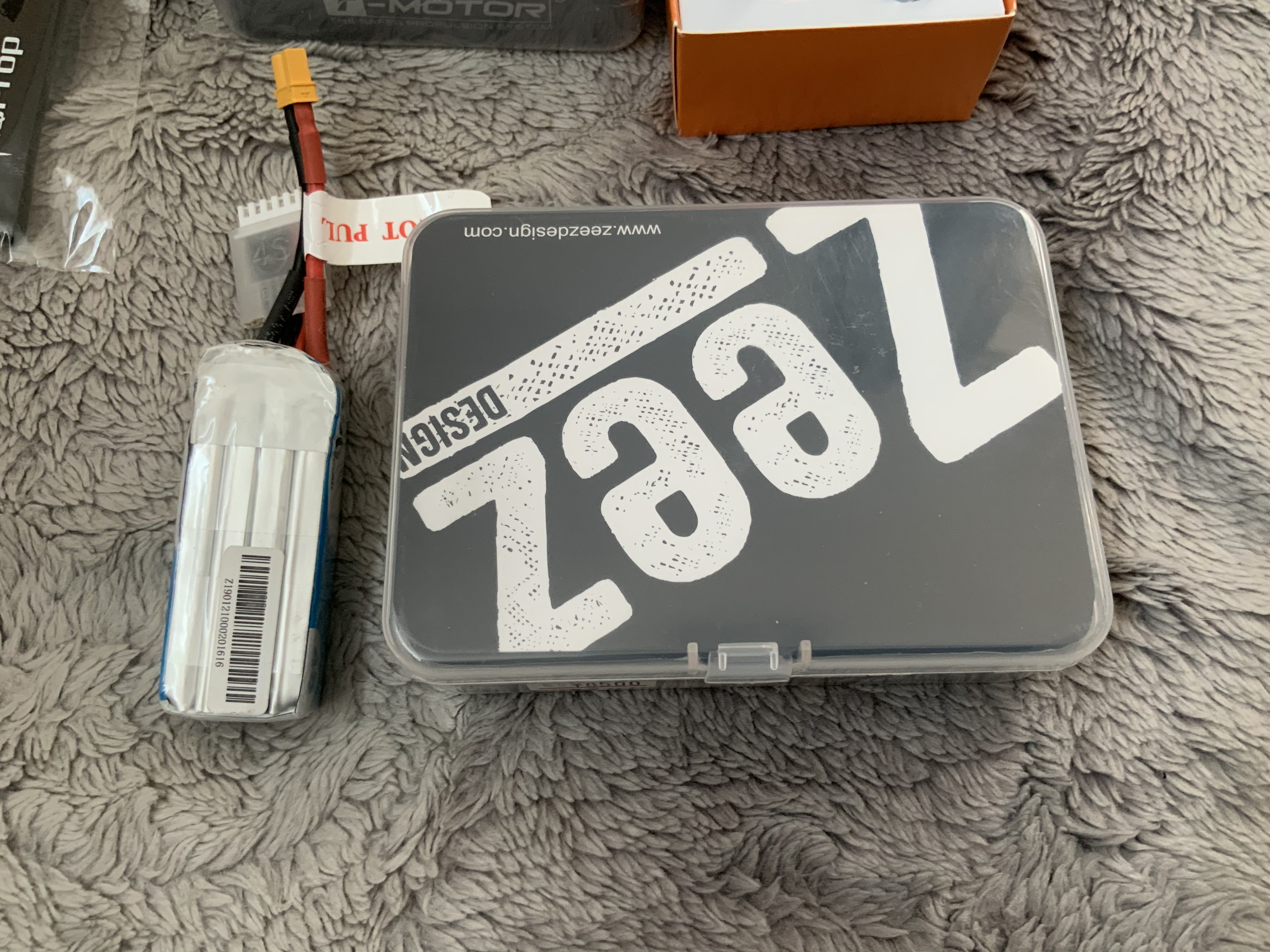 ZEEZ フレームで製作